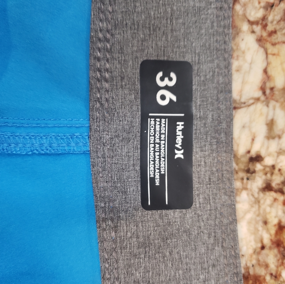 Hurley board shorts - Picture 3 of 3